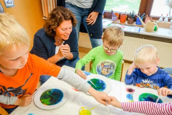 Kleine Forscher in Aktion: MINT-Bildung pfiffig inklusive