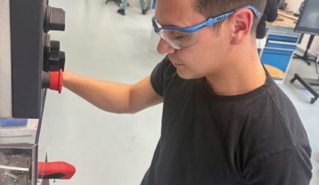 Vorbereitung auf die Zwischenprüfung Teil 1 der Kunststoff- und Kautschuktechnologen beginnt!